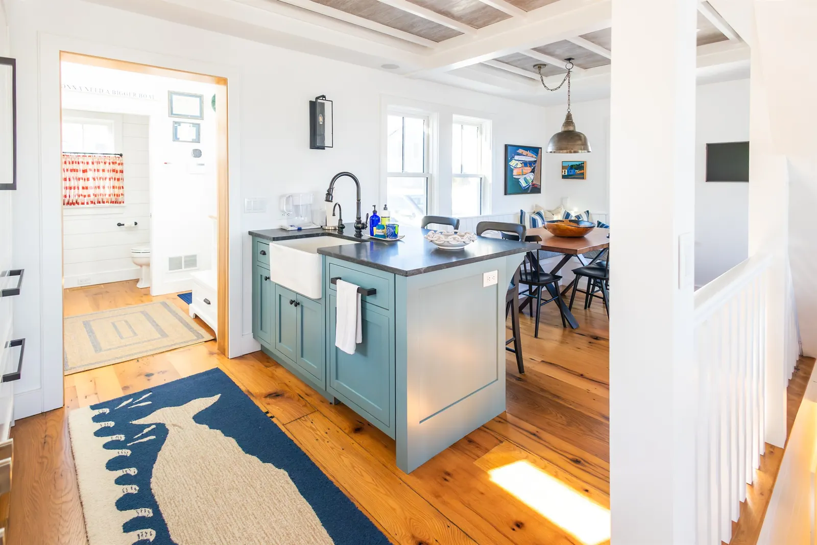 KITCHEN & BATHROOM RENOVATIONS THAT HOLD UP FOR YEARS